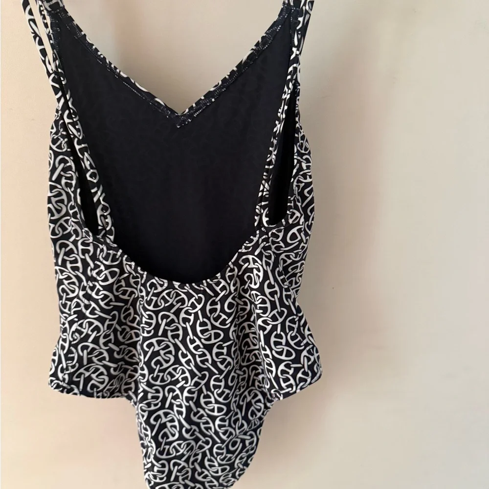 Hermes navy and White Patterned Kids One-Piece Bodysuit worn once - Picture 2 of 3